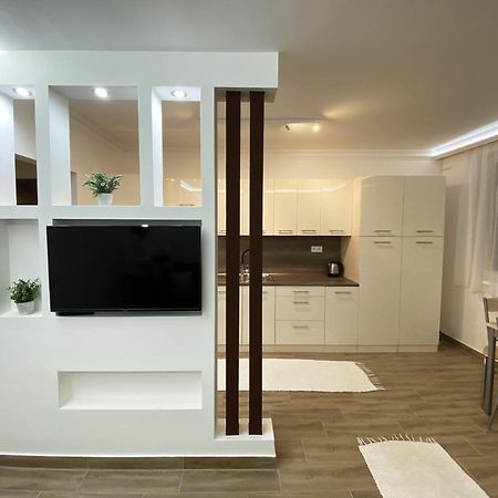Andrea Apartmanok 2 ไฮจ์ดุสโซบอสโล ภายนอก รูปภาพ